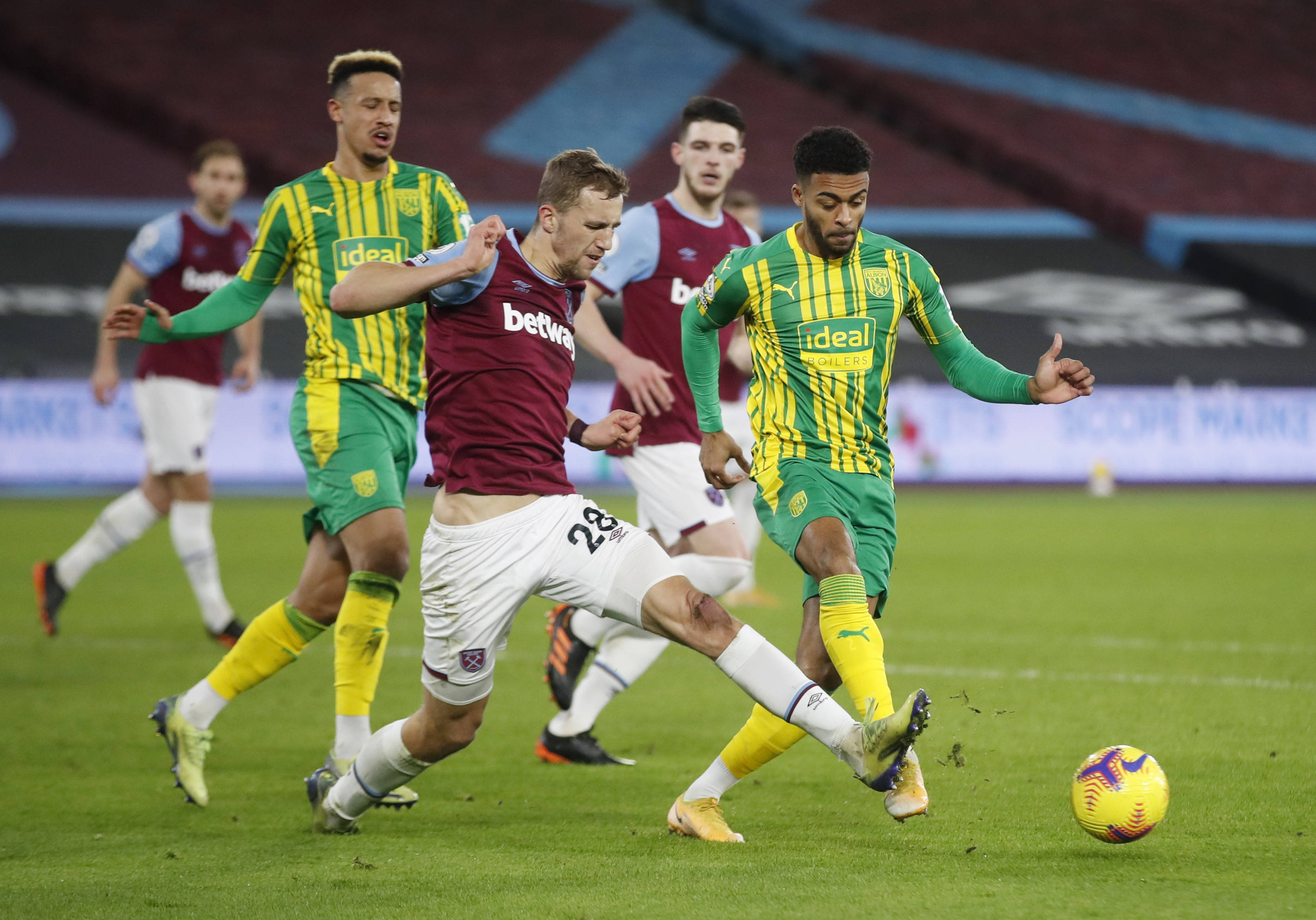 并获得金球 并获得金球